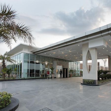 Oodles Hotel New Delhi Buitenkant foto