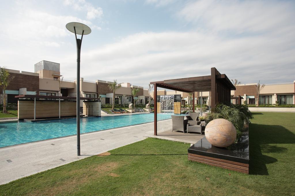 Oodles Hotel New Delhi Buitenkant foto