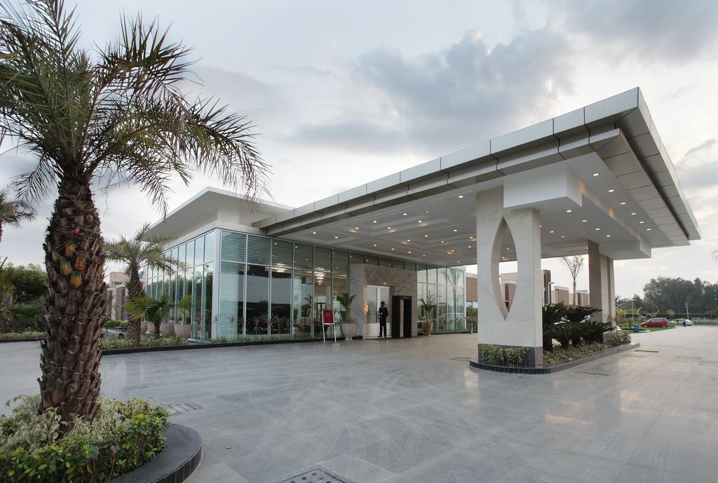 Oodles Hotel New Delhi Buitenkant foto